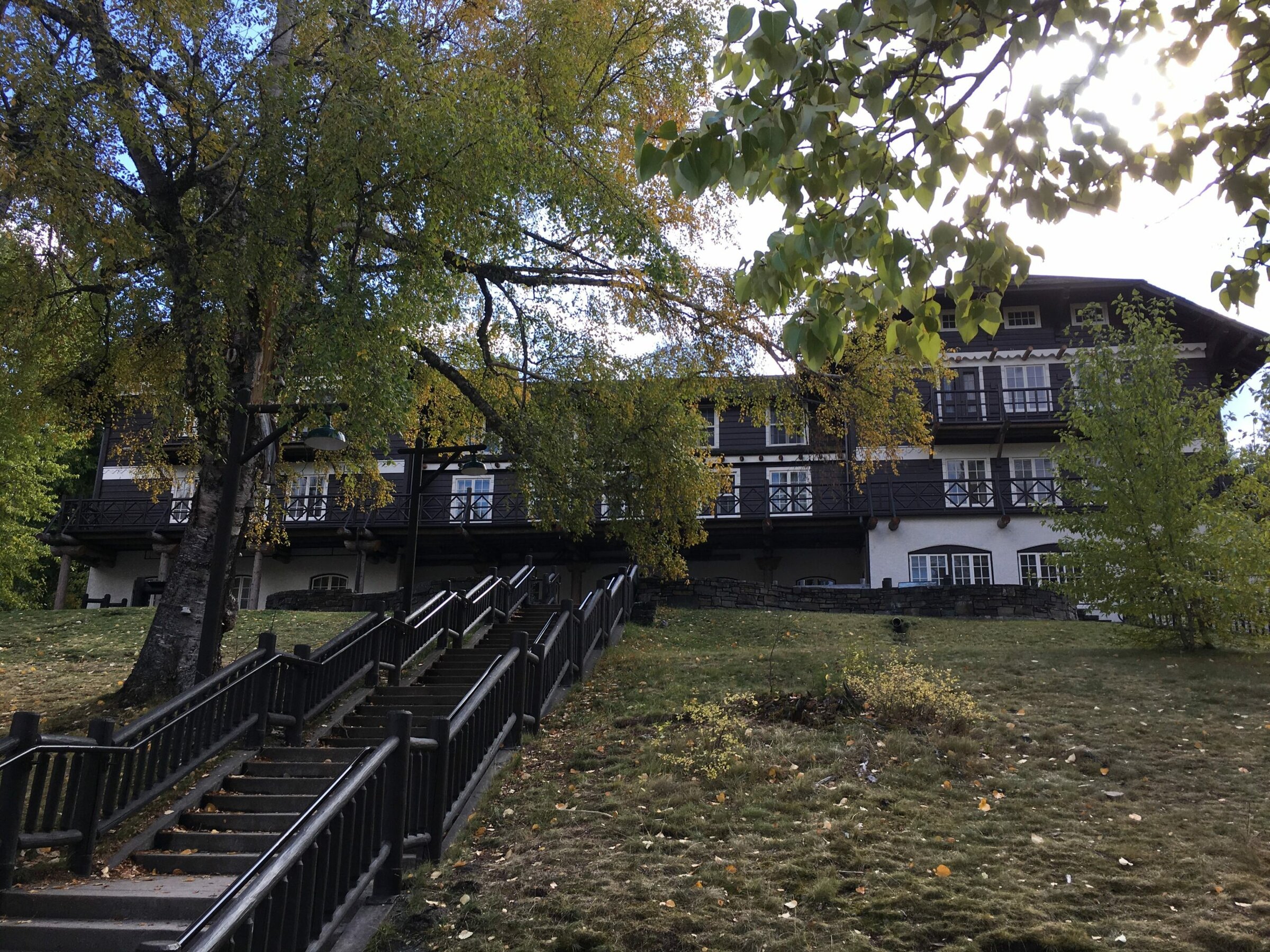 Crisp October Day in Glacier NP 3 IMG 1462 e1538771715586 scaled